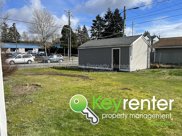 4803 S Oakes St — Photo 17