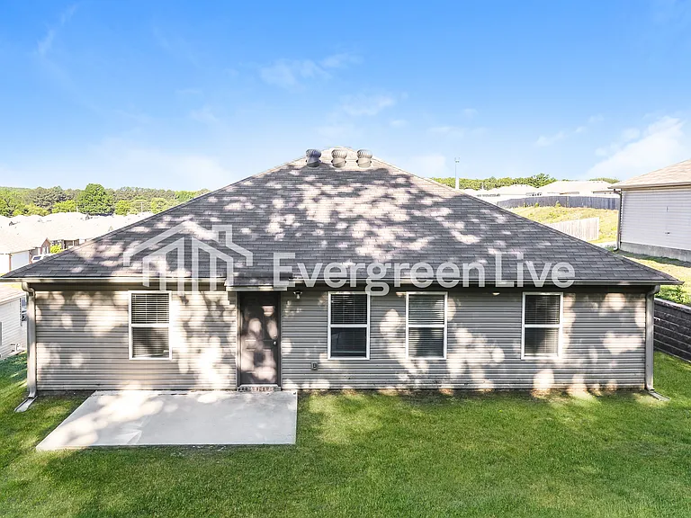 10 Spring Ridge Ln — Photo 15