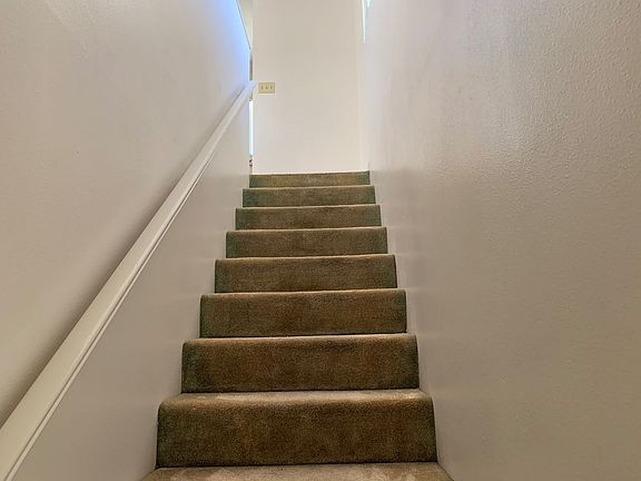 2nd image of 371A Kapaloala Pl