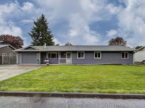 17 NE 12th St, Battle Ground, WA 98604