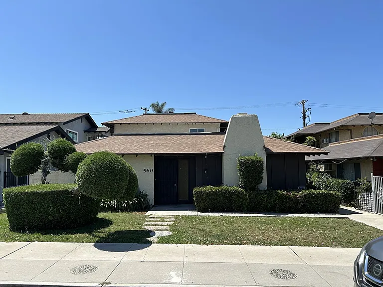 560 E Erna Ave — Photo 2
