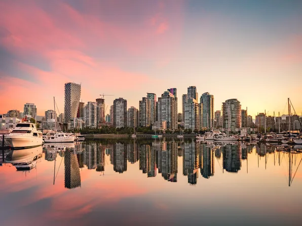1480 Howe St #1005, Vancouver, BC V6Z 0G5