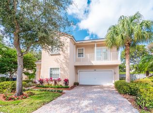 7435 NW 19th Dr, Pembroke Pines, FL 33024
