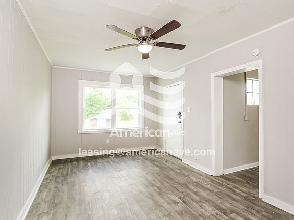 23689_003_living_room_13703991.jpg