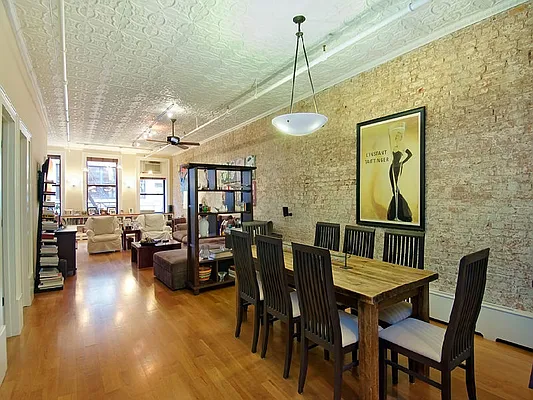 Sold by Sotheby's International Realty | media 25