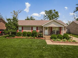 250 Tara Cir, Shepherdsville, KY 40165