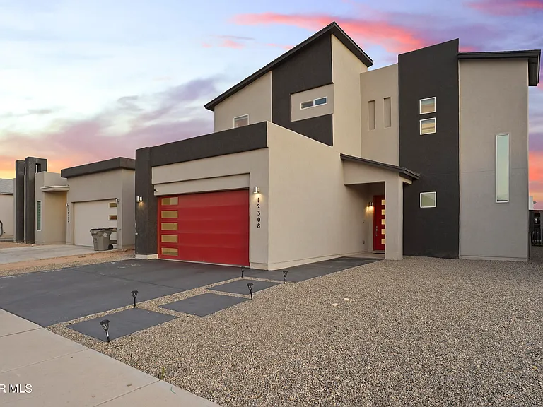 12308 Desert Heights Ct — Photo 34