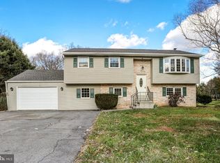 48 N Old Stone House Rd #B, Carlisle, PA 17015