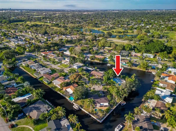 5741 SW 14th St, Fort Lauderdale, FL 33317