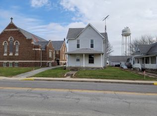 201 S Independence St, Windfall, IN 46076