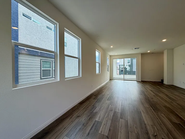 5824 Wisteria Walk St — Photo 24