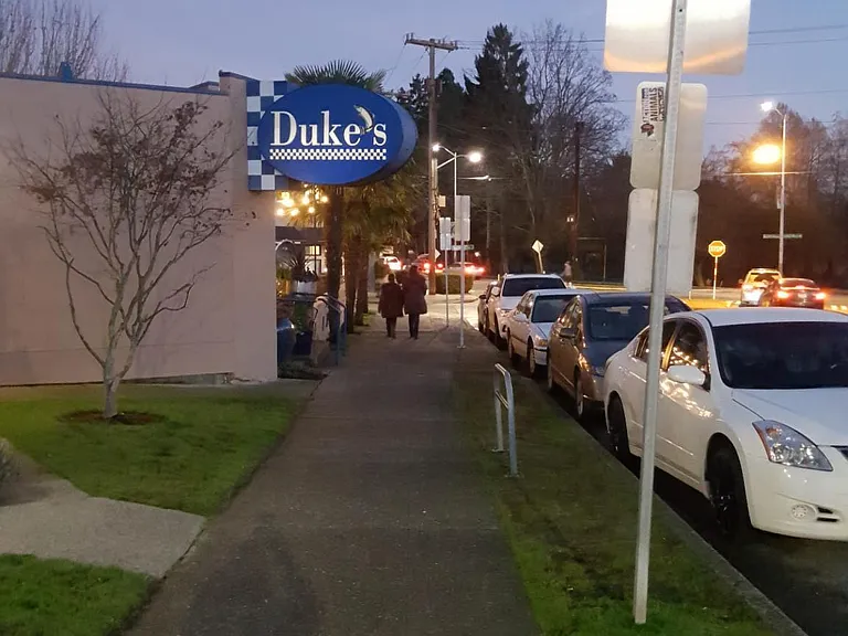 1304 N 82nd St — Photo 39