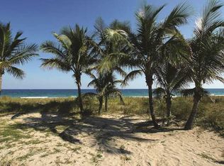 4 Winona Ln, Sea Ranch Lakes, FL 33308