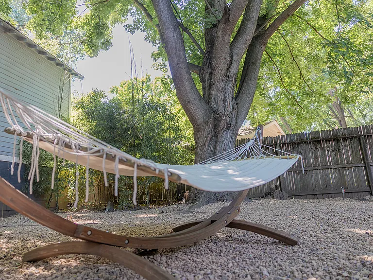 703 Oak Lawn Ave — Photo 46