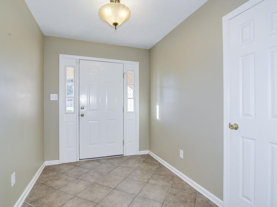 1st image of 3408 Wisteria Ln