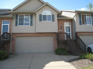 1201 33rd Avenue Cir, Silvis, IL 61282