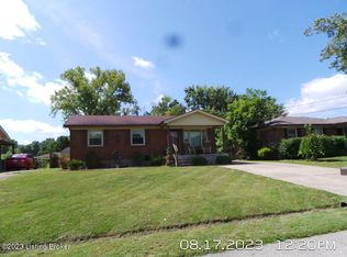 3404 Pineland Dr, Louisville, KY 40219