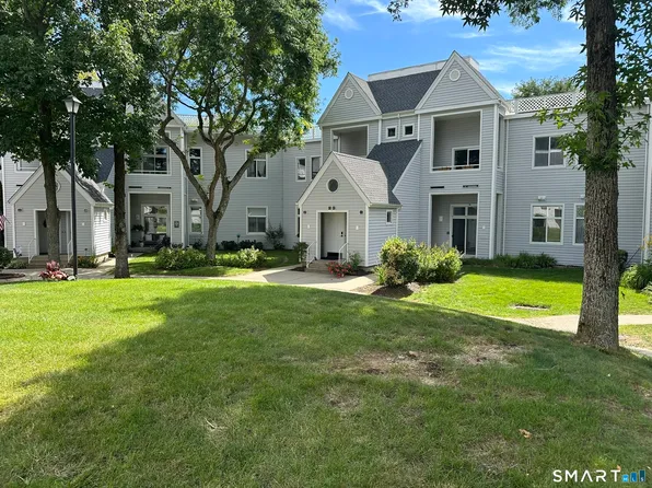 267 Melba St APT B19, Milford, CT 06460