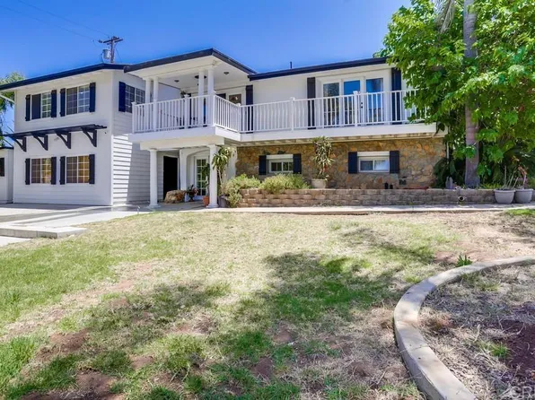 2051 Riviera Dr, Vista, CA 92084