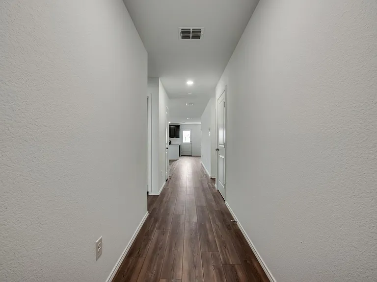 8445 Fawn Creek Dr — Photo 11