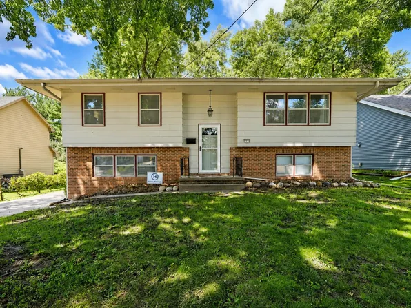 2114 47th St, Des Moines, IA 50310