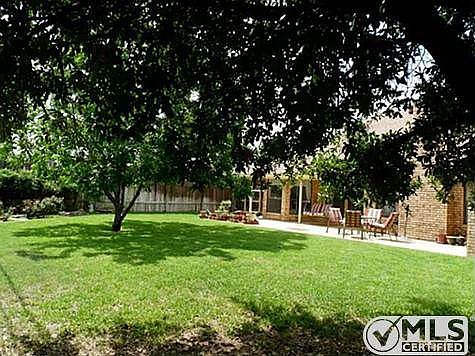 3rd image of 4210 Portales Dr