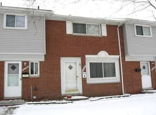 22288 Masonic Blvd, Saint Clair Shores, MI