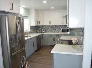 18534 55th Ave NE, Kenmore, WA 98028