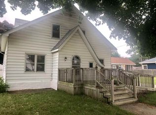 125 Monroe St, Waterloo, IA 50703