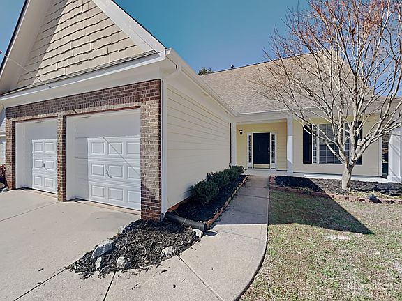 2nd image of 164 Autry Ave
