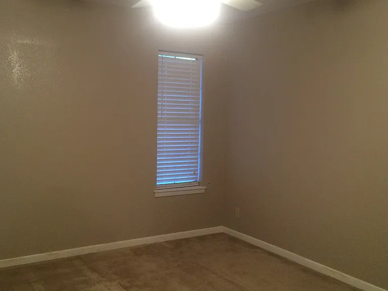212 Randy Dr — Photo 10
