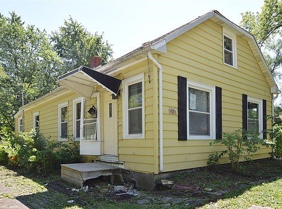2nd image of 325 S Fairfield Ave