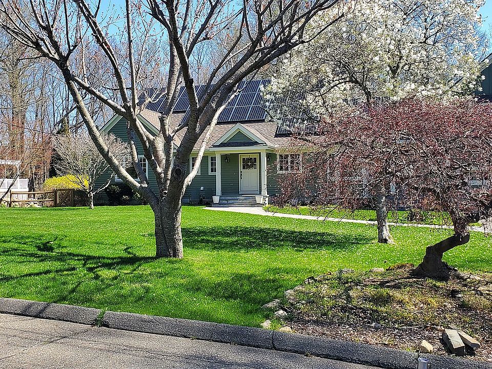 2nd image of 24 Indian Rd