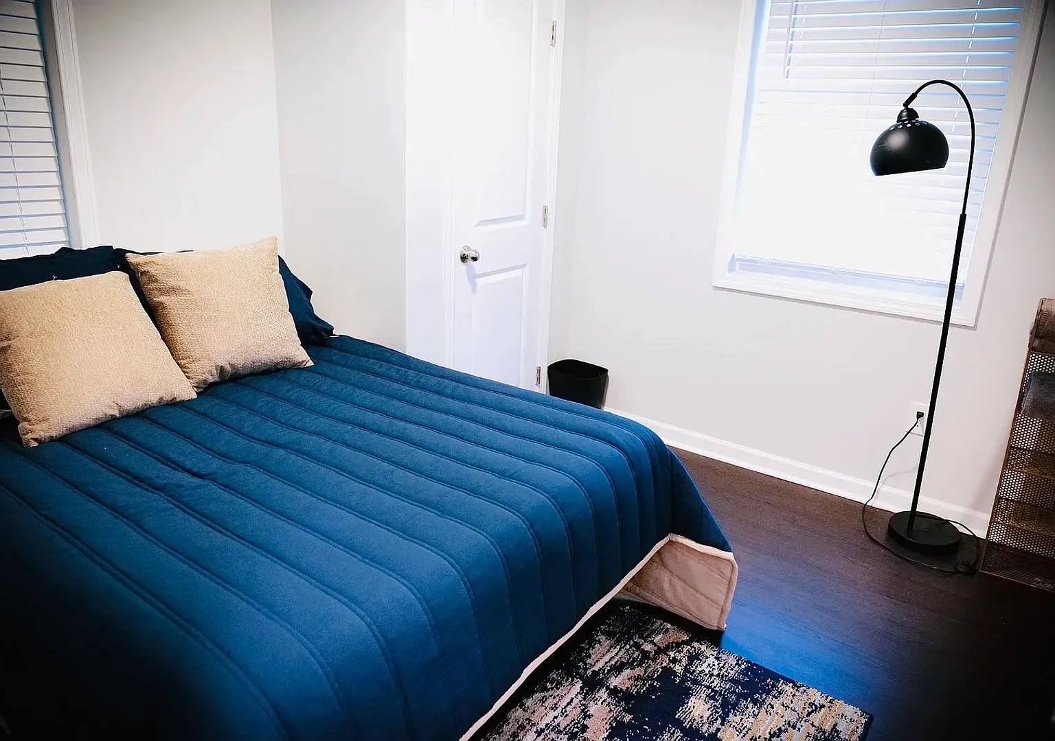 Room in 5 Bedroom Home at E Ontario Ave — Photo 4