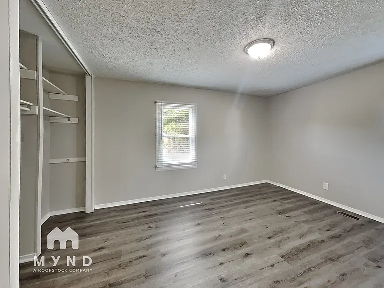 6649 Meadowlark Dr — Photo 16