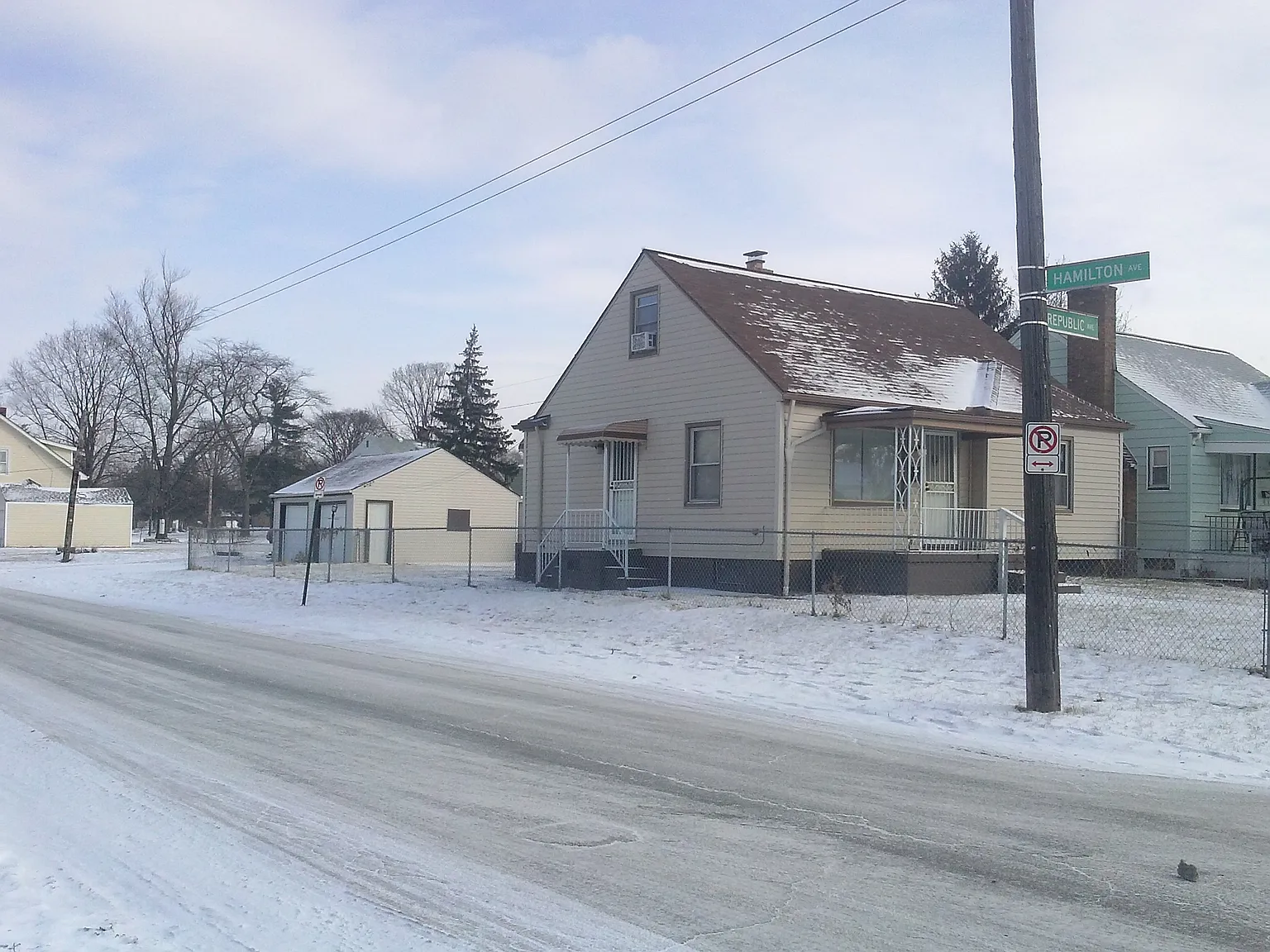 1202 Republic Ave photo 1
