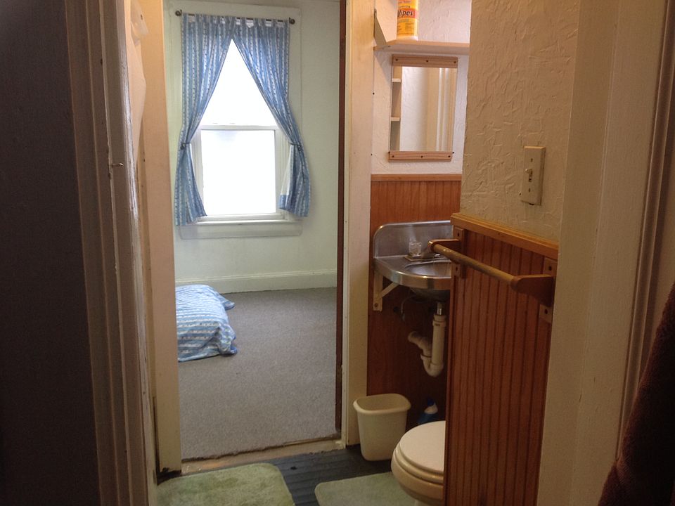 1st floor bathroom