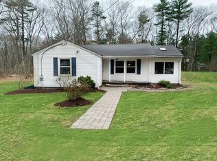 89 N High St, Foxboro, MA 02035