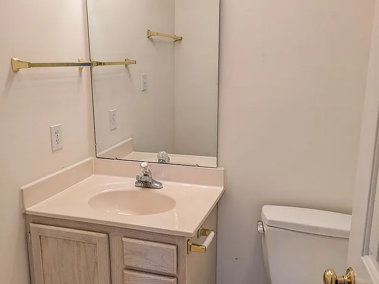 108 Bogey Ln — Photo 9