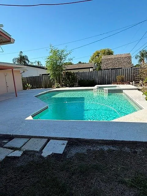 3 bed, 2.0 bath, 1503 sqft, $3,000 — Photo 2
