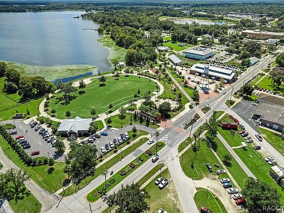 5th image of 2803 Madison St W