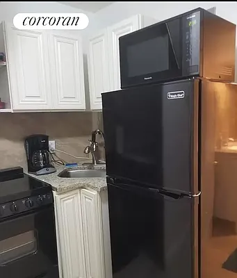 Rented by Corcoran | media 4