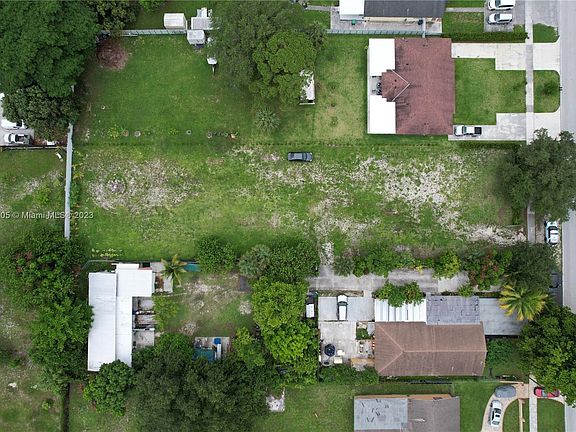 4th image of XXX Nw 47 Ave