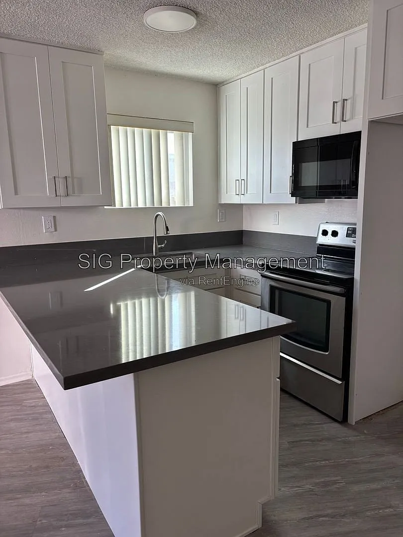 1 bed, 1.0 bath, 485 sqft, $1,750 — Photo 2