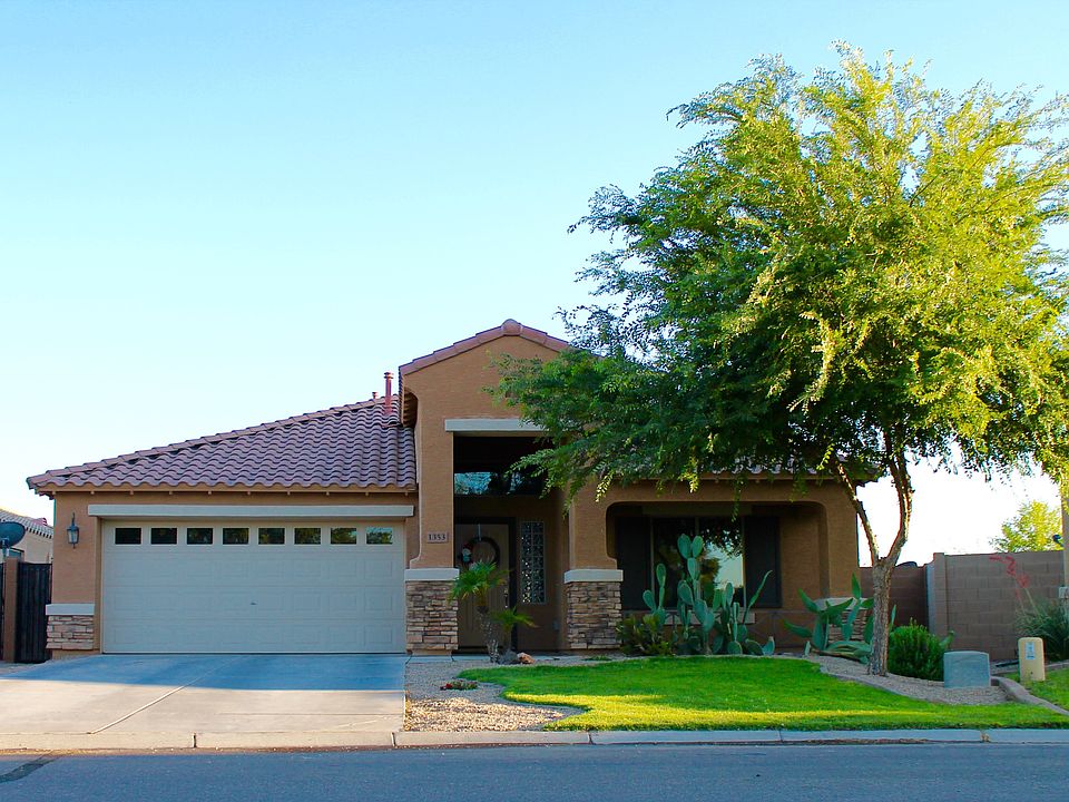 1st image of 1353 E Jeanne Ln