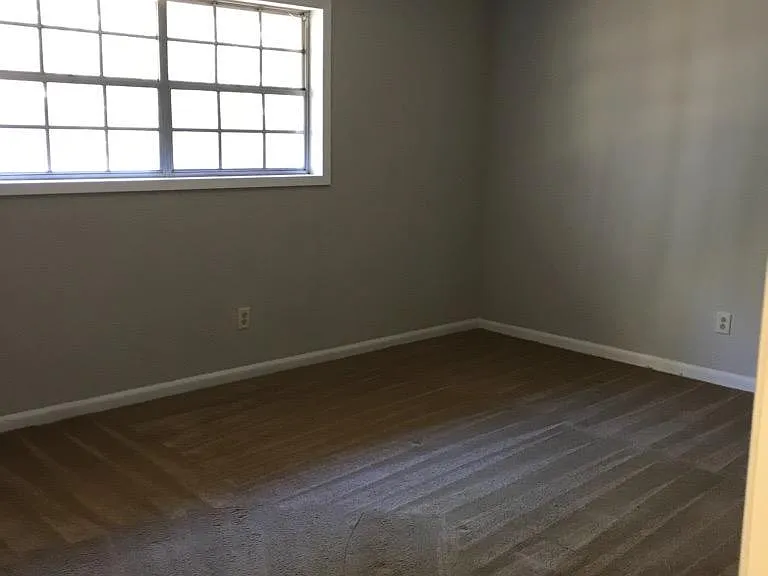 5030 Shumate Rd — Photo 12