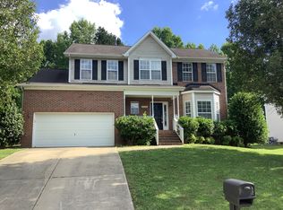 2106 Forest Edge Dr, Greensboro, NC 27406