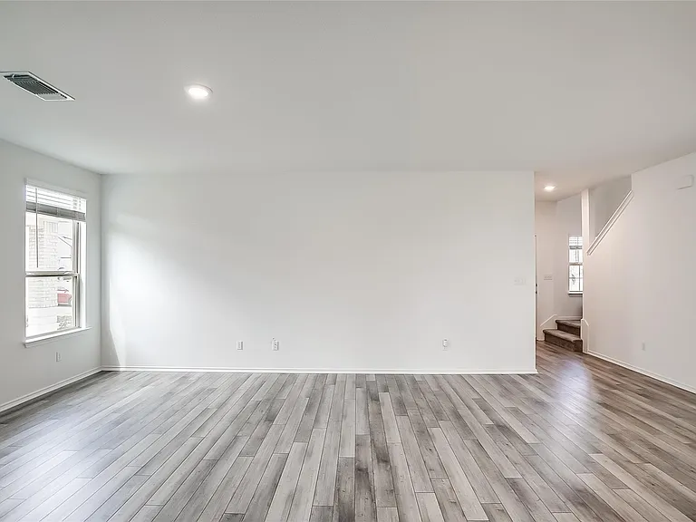 812 Black Alder St — Photo 11