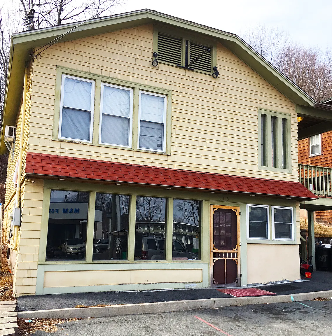116 Mill St photo 1