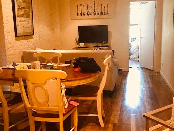4th image of 324 E 82nd St #3F